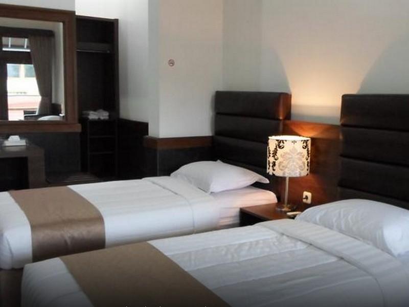 Oyo 1210 Nice Guesthouse Bandung Ngoại thất bức ảnh