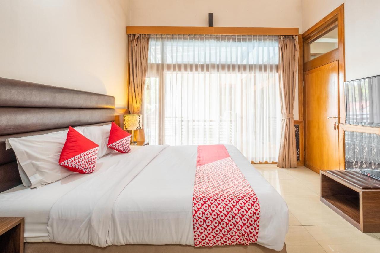 Oyo 1210 Nice Guesthouse Bandung Ngoại thất bức ảnh
