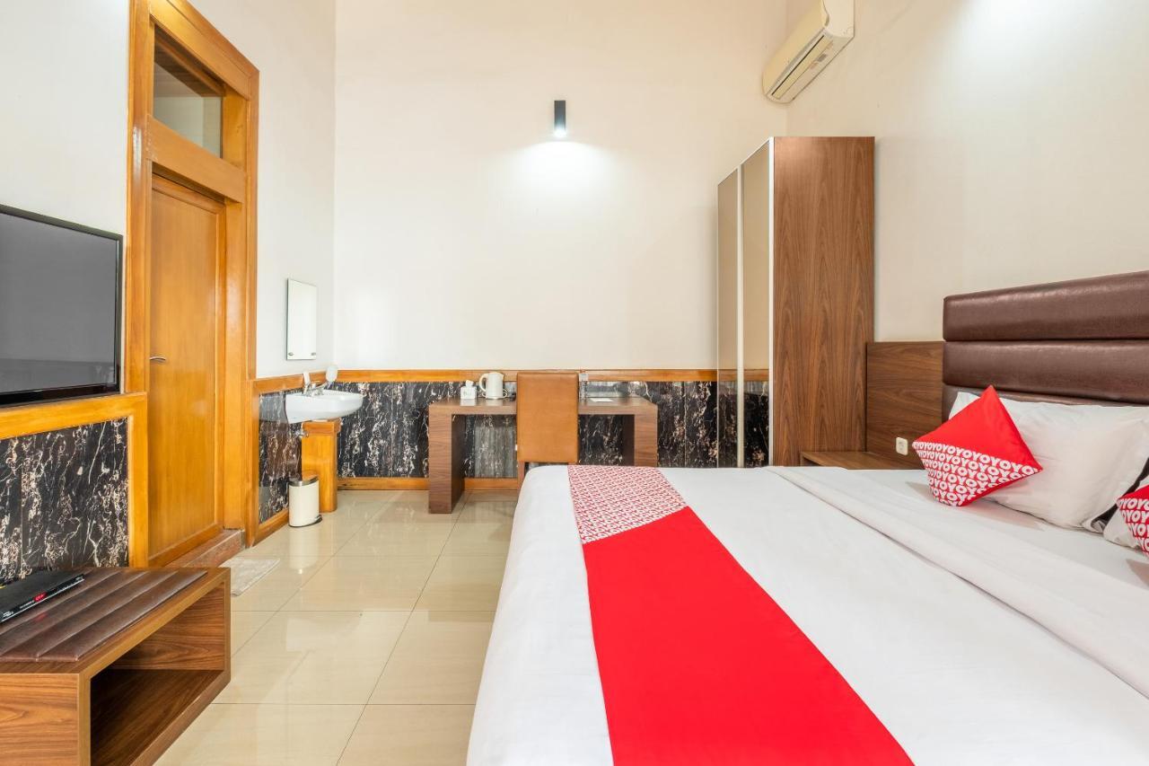 Oyo 1210 Nice Guesthouse Bandung Ngoại thất bức ảnh