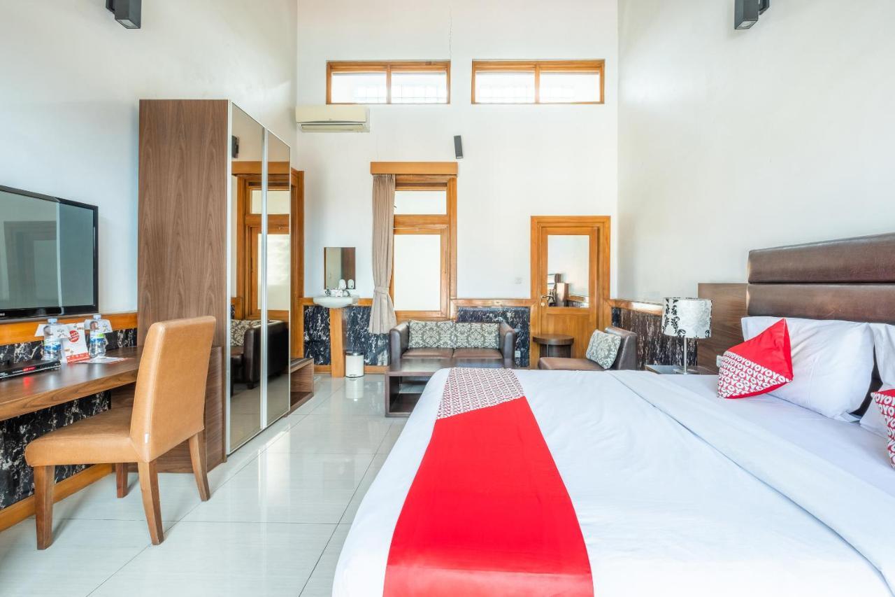Oyo 1210 Nice Guesthouse Bandung Ngoại thất bức ảnh