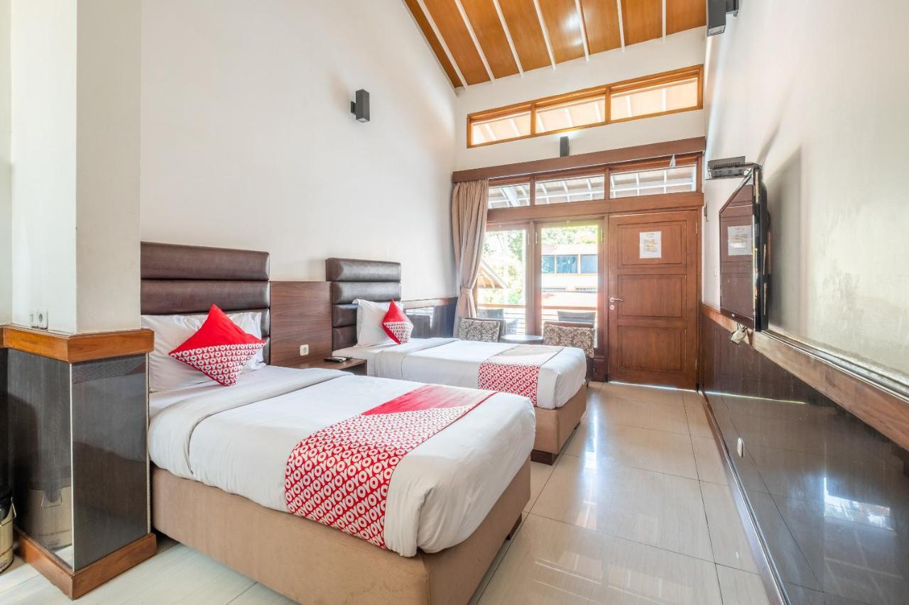 Oyo 1210 Nice Guesthouse Bandung Ngoại thất bức ảnh