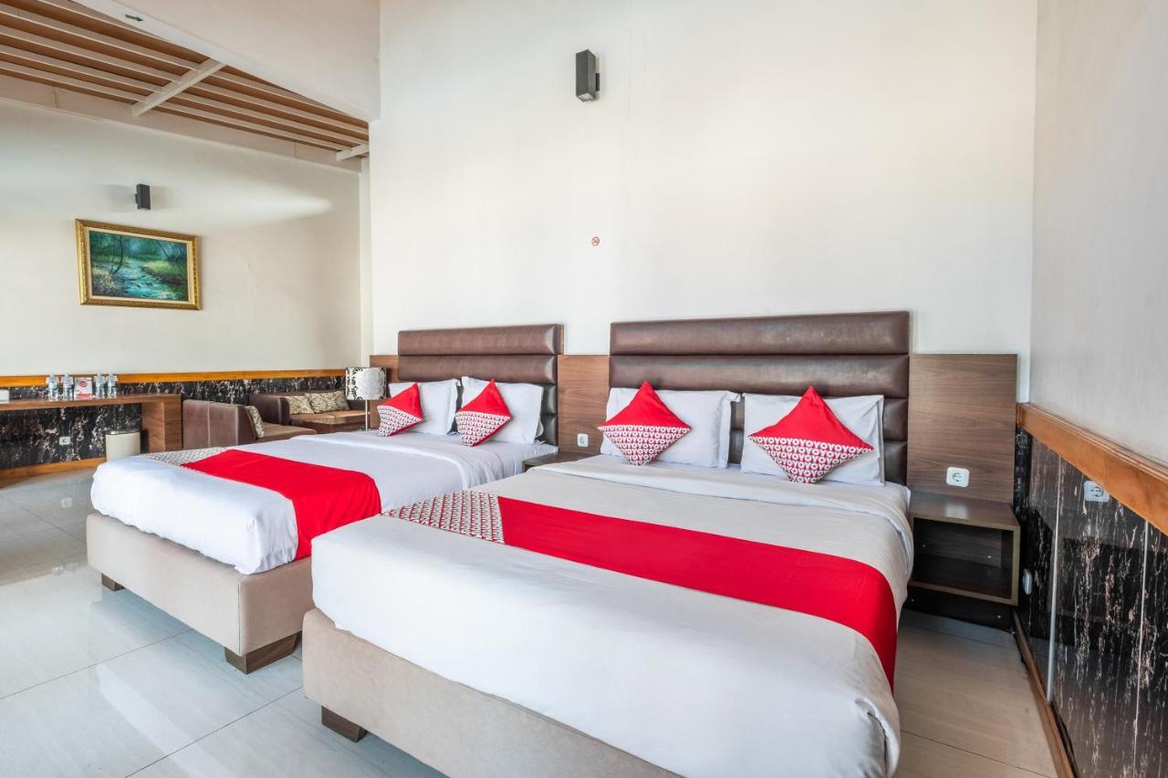 Oyo 1210 Nice Guesthouse Bandung Ngoại thất bức ảnh
